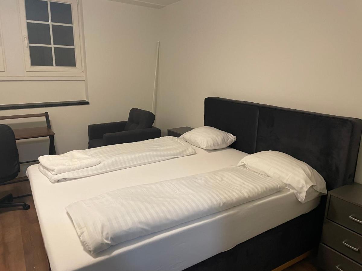 Lindas Beauty Hostel Zurich Exterior photo